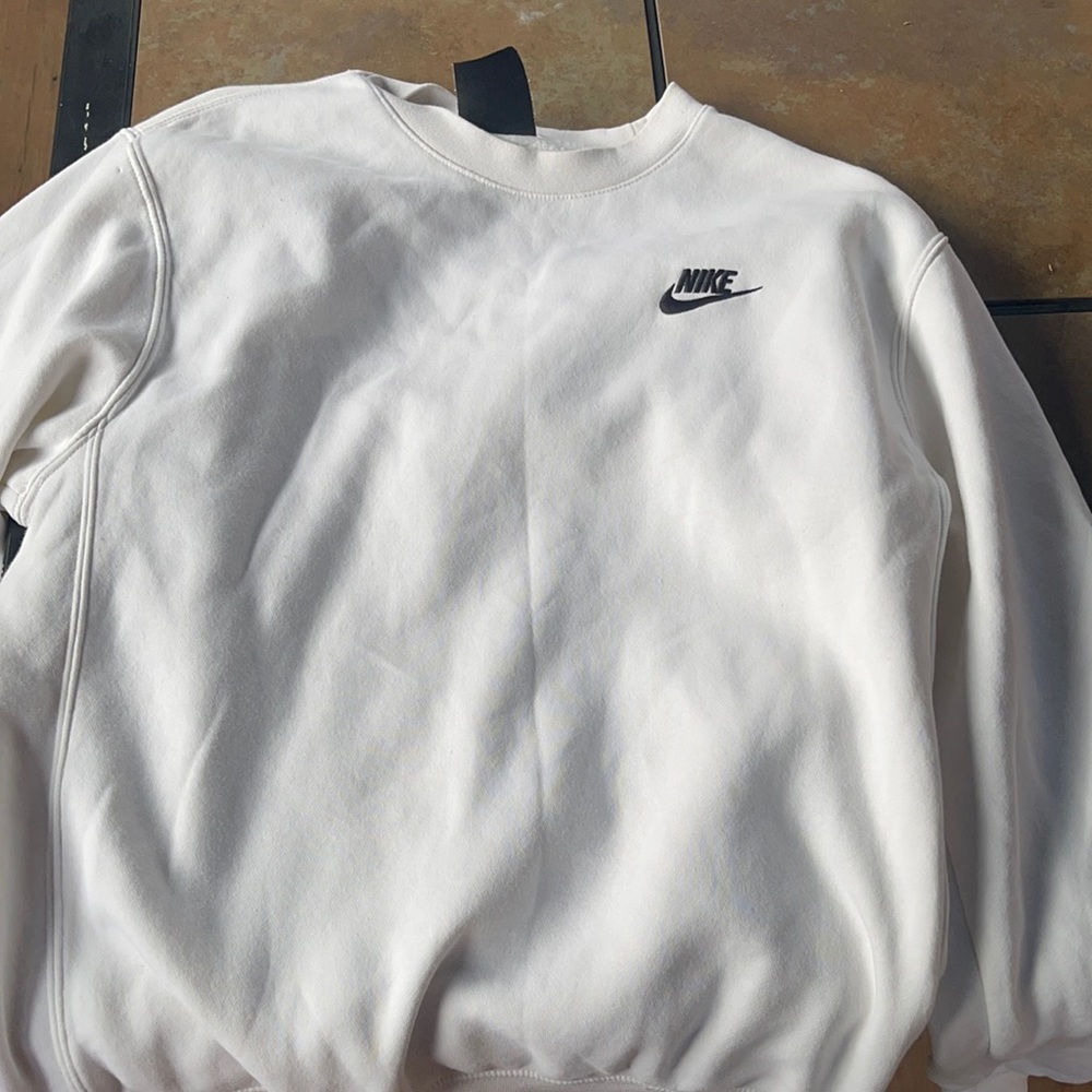 nike crew neck